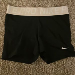 Womens Nike Pro